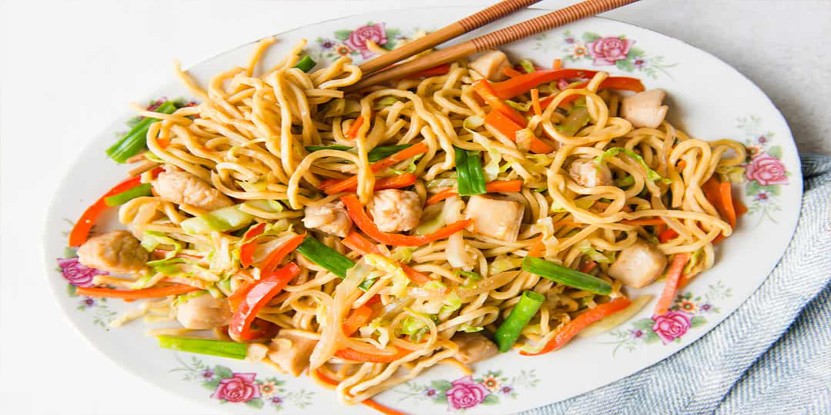 Savory Asian Chicken Delight – Chicken Chow Mein Recipe!